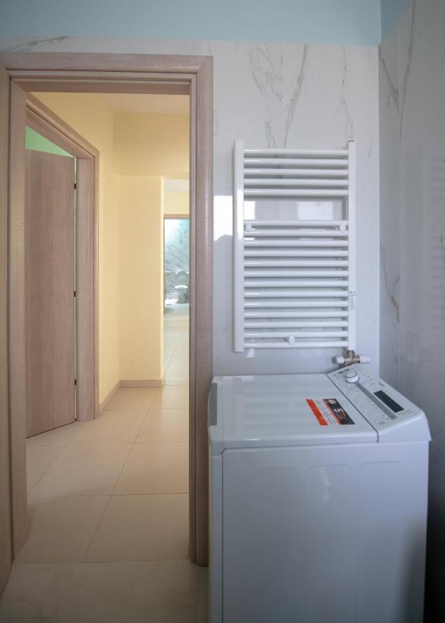 Eden Sunflower - Luxurious Apartment With Sea View Rhodes City Exterior foto
