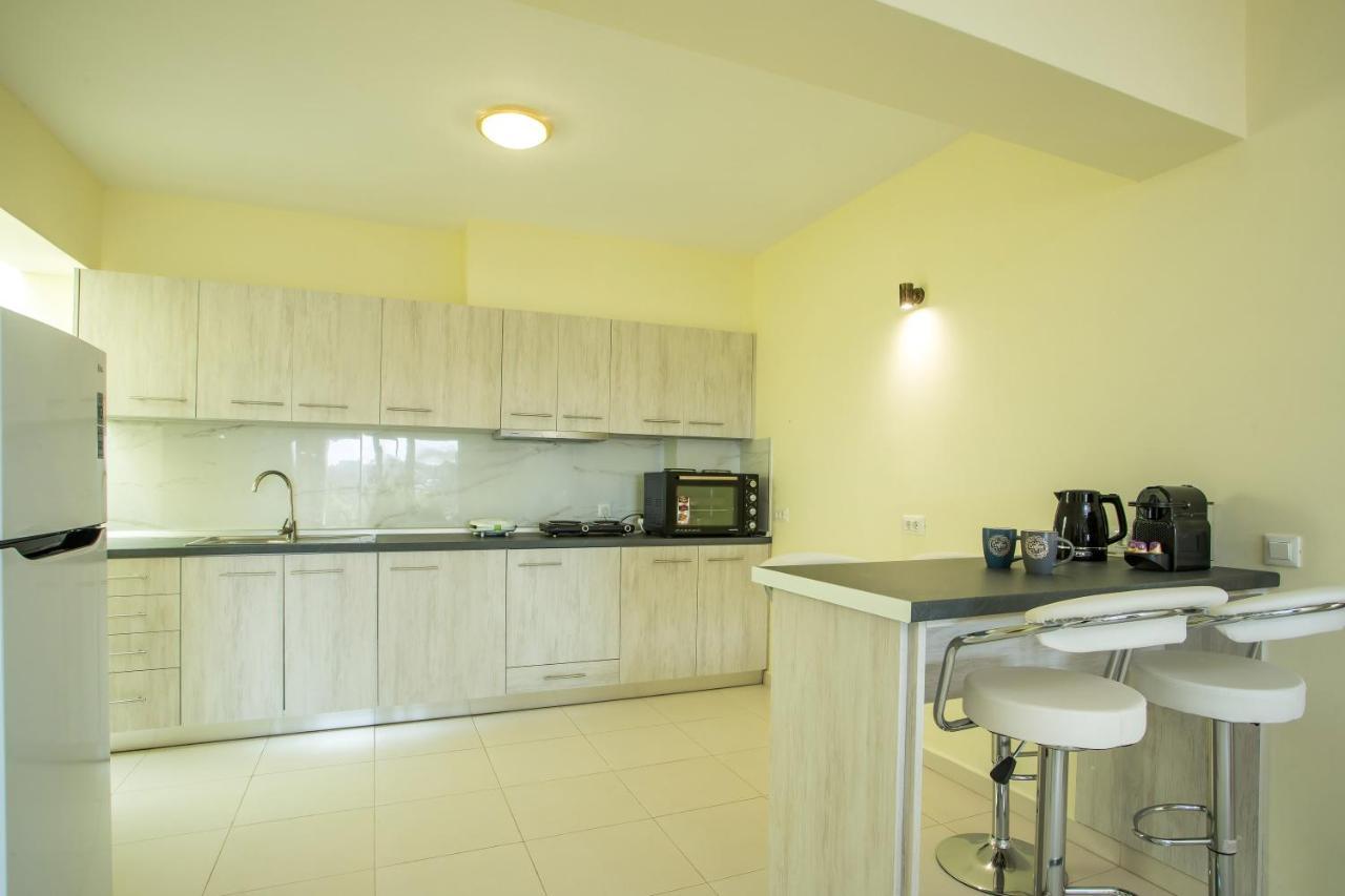Eden Sunflower - Luxurious Apartment With Sea View Rhodes City Exterior foto
